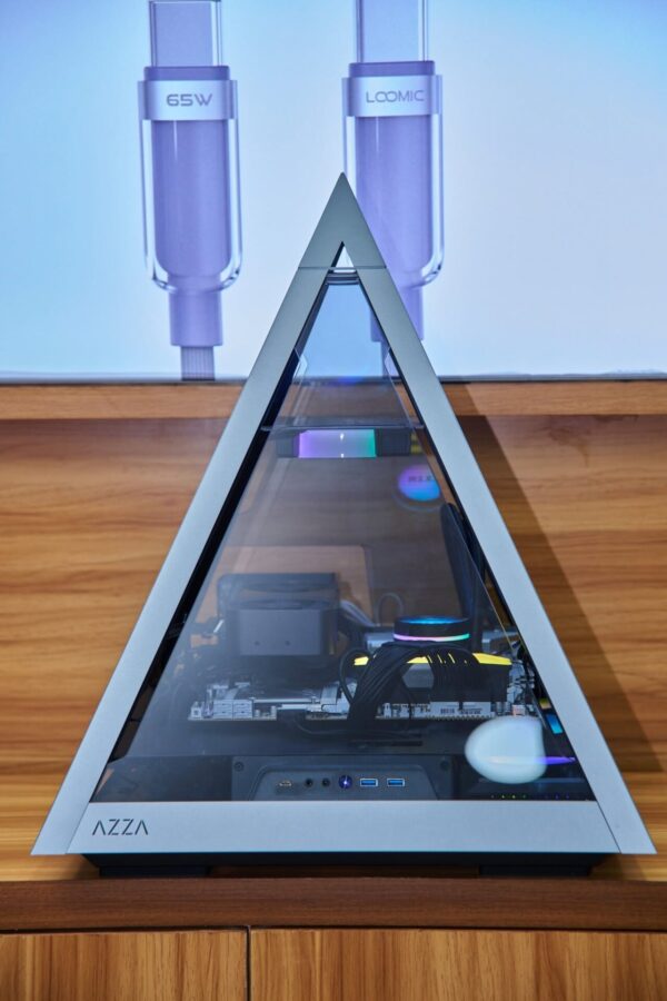 PC Gamer AZZA Pyramid Mesh — Station haute performance